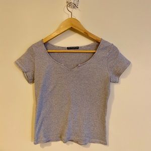 BRANDY MELVILLE striped tee shirt